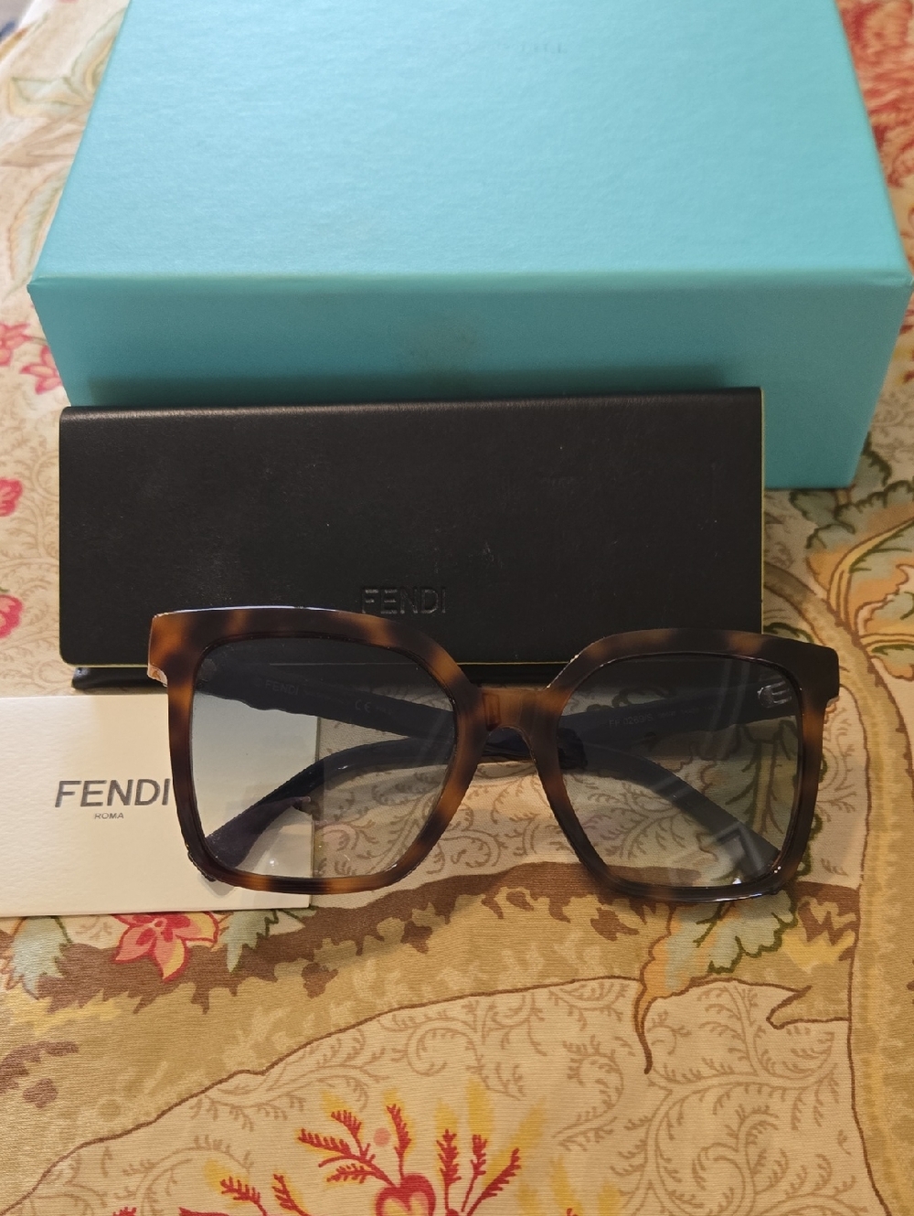 Fendi Tortoiseshell Square Sunglasses with Brown Gradient Lenses